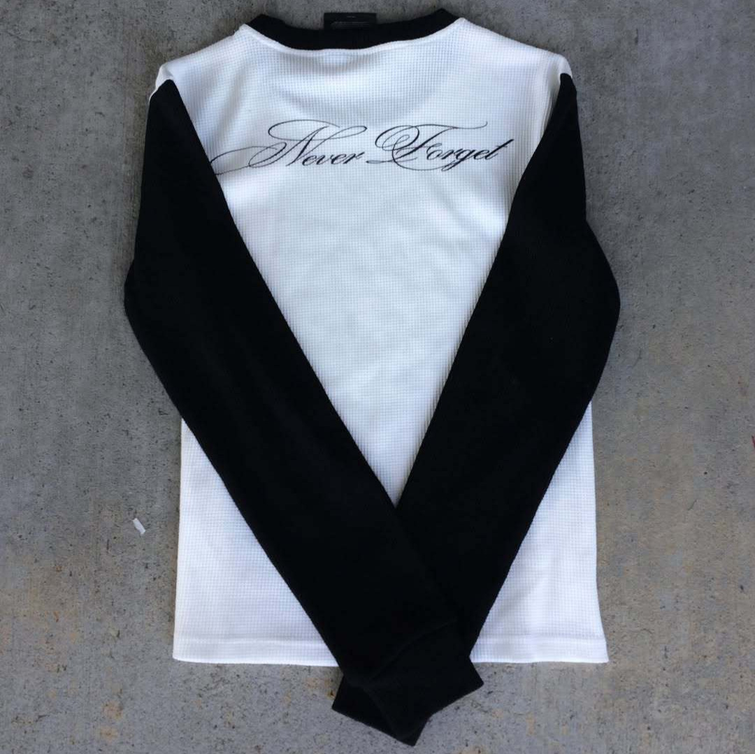 Nieuw T-shirt met lange mouwen - Street Fashion News recensie en prijs